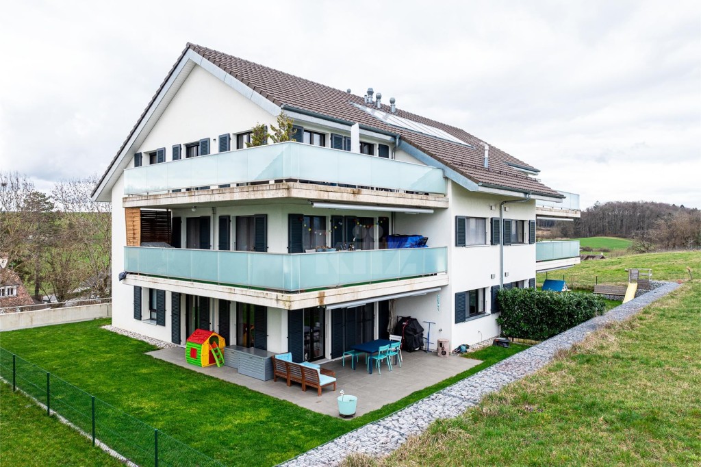 VENDU ! Superbe appartement récent avec terrasse et jardin - 1