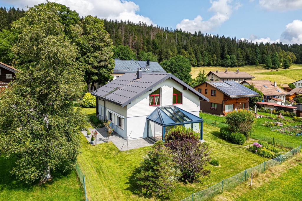 Charmante villa individuelle avec jardin et vue dégagée - 1