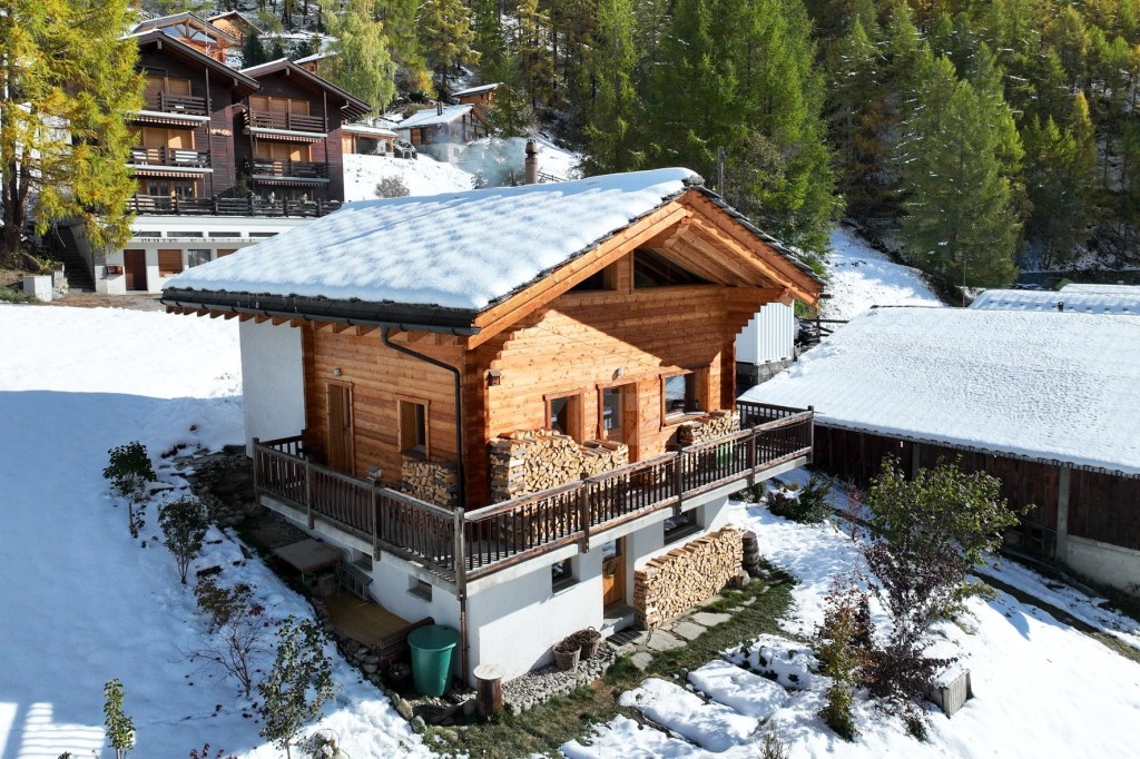 Magnifique chalet avec vue imprenable sur les Alpes - 1