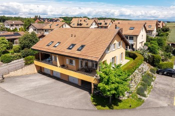 Belle maison familiale avec terrasse couverte et jardin - 12