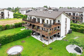 Splendide appartement avec grand balcon et belle vue dégagée - 12