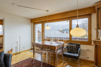 VENDU ! Joli petit immeuble de deux appartements de 4 pièces - 4