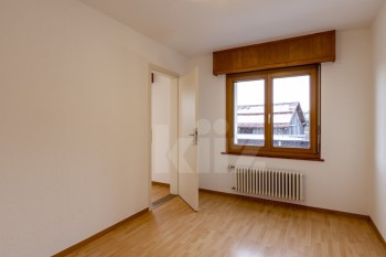 VENDU ! Joli petit immeuble de deux appartements de 4 pièces - 11