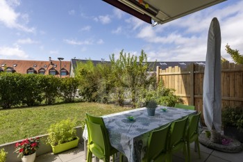 VENDU! Magnifique appartement  avec jardin privatif - 12