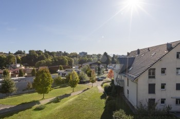 VENDU! Très bel appartement moderne et chaleureux - 12