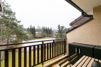 Bel appartement avec balcon et vue dégagée - 9