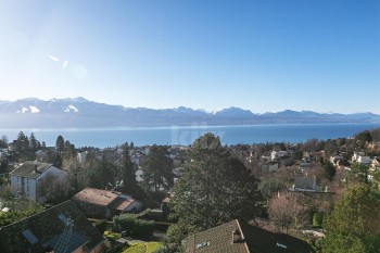 Bel appartement avec balcons et vue panoramique sur le Lac - 2