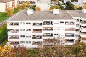 VENDU ! Bel appartement traversant avec balcon - 11