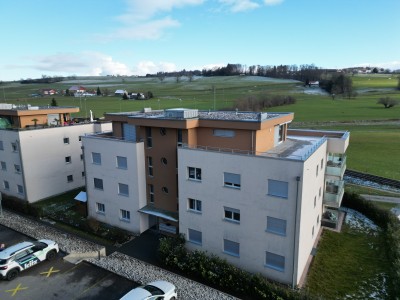 Bel appartement de 2.5 pièces avec grand balcon