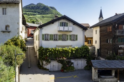 VENDU ! Maison villageoise avec vue sur les montagnes