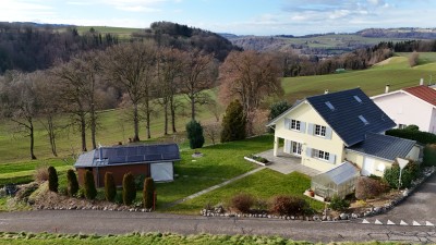 Belle villa individuelle avec pavillon et jardin