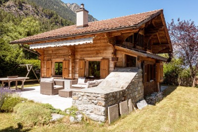 VENDU ! Magnifique chalet avec vue imprenable sur les Alpes