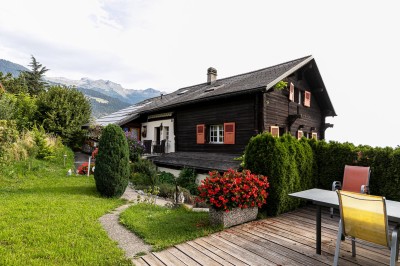 VENDU ! Duplex authentique avec terrasse et grand jardin