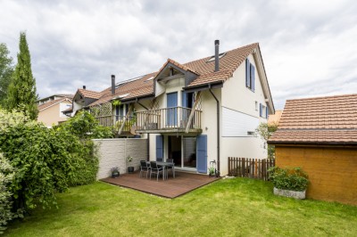 Vendu! Très jolie maison mitoyenne avec superbe jardin